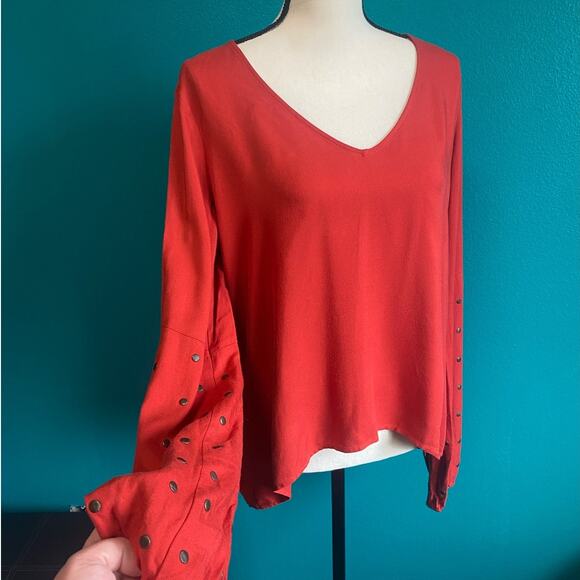 For Love & Lemons Red V-Neck Studded Balloon Sleeve Shirt Women's Medium - Picture 3 of 9